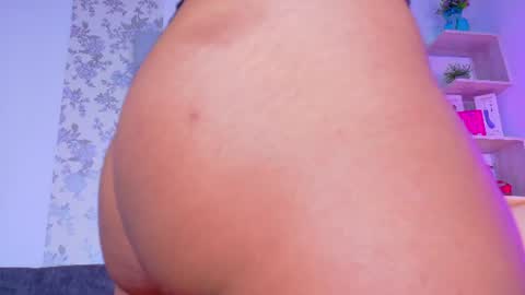 Snapshot of taty_miller chatting on June 26, 2026, 8:46 pm Taty Miller online show from June 26, 2026, 8:46 pm