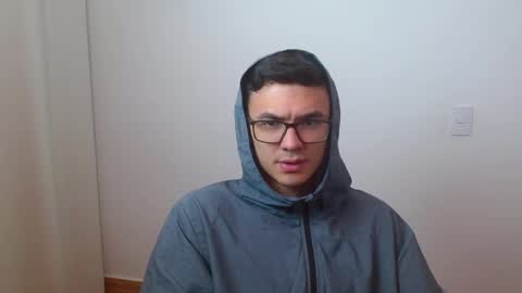 taurus4k online show from March 1, 2025, 3:21 am