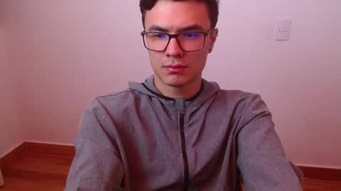 taurus4k online show from March 3, 2025, 2:15 am