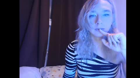 Snapshot of tavishmartavish chatting on January 18, 2025, 11:44 pm Rudy Rybinovaya online show from January 18, 2025, 11:44 pm