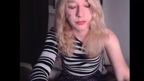 Snapshot of tavishmartavish chatting on February 11, 2025, 9:14 pm Rudy Rybinovaya online show from February 11, 2025, 9:14 pm