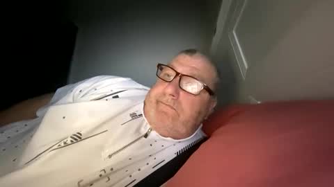 Snapshot of taxicab32 chatting on November 23, 2025, 10:37 am taxicab32 online show from November 23, 2025, 10:37 am