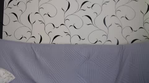 Snapshot of taxxxu chatting on October 28, 2025, 7:23 am Diana online show from October 28, 2025, 7:23 am