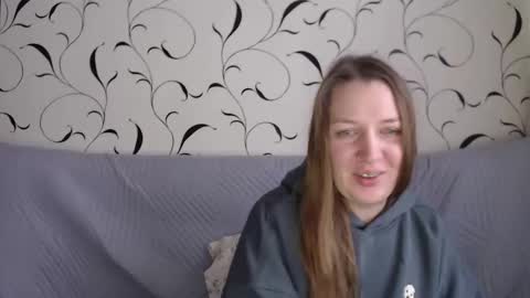 Snapshot of taxxxu chatting on November 14, 2025, 11:09 am Diana online show from November 14, 2025, 11:09 am