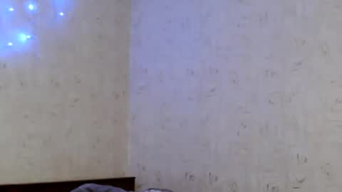 Taya online show from February 18, 2026, 7:54 pm