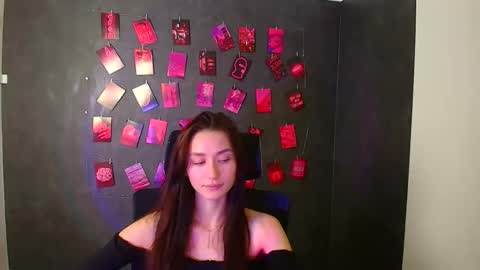 Taya online show from November 7, 2025, 6:24 am