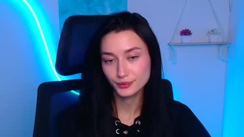 Taya online show from November 17, 2025, 7:03 am