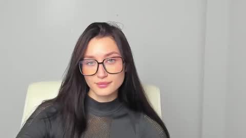 Taya online show from November 21, 2025, 12:48 pm