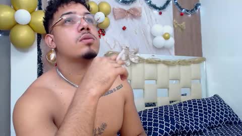 Snapshot of taylor_collins_2 chatting on November 15, 2025, 10:15 pm taylor_collins_2 online show from November 15, 2025, 10:15 pm