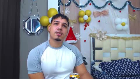 Snapshot of taylor_collins_2 chatting on November 18, 2025, 10:25 pm taylor_collins_2 online show from November 18, 2025, 10:25 pm