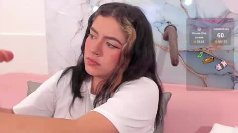 taylor_cupper_ online show from November 29, 2025, 1:19 am