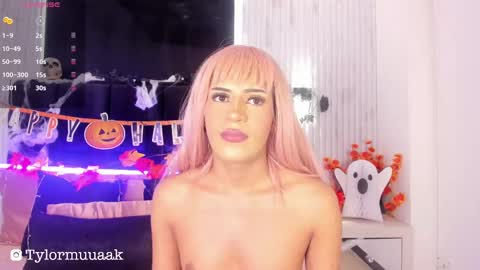 Taylor Harveey online show from October 8, 2025, 8:17 pm