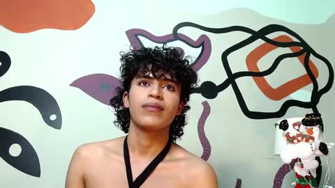 Snapshot of taylor_harvey chatting on December 31, 2024, 12:11 am taylor online show from December 31, 2024, 12:11 am