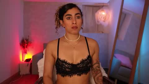 taylormichell online show from February 24, 2026, 7:34 pm