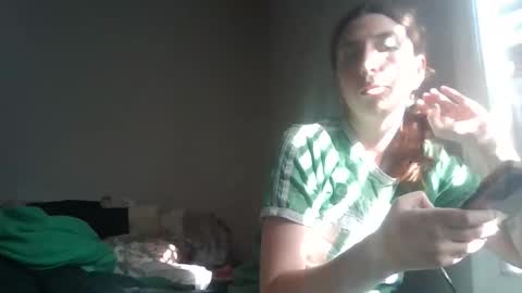 taylorslay online show from December 21, 2025, 6:04 pm