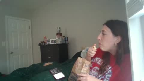 taylorslay online show from May 20, 2026, 9:10 pm
