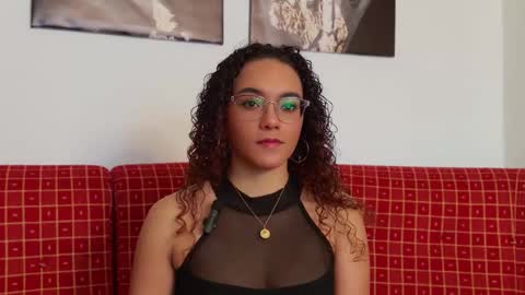 Tay Tay online show from February 27, 2026, 10:37 am