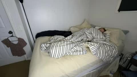 TayKyle online show from February 15, 2026, 8:02 am