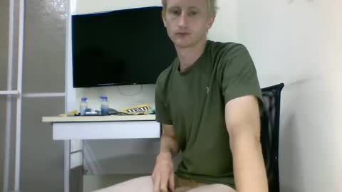 tcute0 online show from October 4, 2025, 8:29 pm