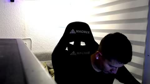 DYNAMITE DUO69 online show from June 3, 2026, 12:08 pm