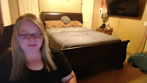 Snapshot of teamdixon chatting on August 8, 2026, 5:09 am Team Dixon online show from August 8, 2026, 5:09 am