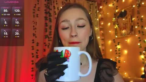 Eva online show from October 31, 2025, 5:03 pm