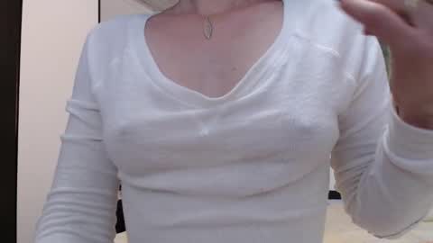 Snapshot of teasexpert4444 chatting on February 3, 2025, 11:42 am ALICIA--- online show from February 3, 2025, 11:42 am