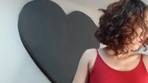 Snapshot of teasexpert4444 chatting on April 30, 2026, 5:47 am ALICIA--- online show from April 30, 2026, 5:47 am