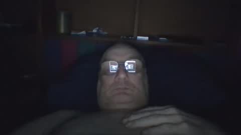 Mark online show from October 17, 2025, 7:22 am