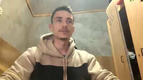 tecnicogatu online show from September 30, 2025, 4:50 am