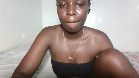 Snapshot of tee_kaicy chatting on October 27, 2025, 6:45 pm kaicy online show from October 27, 2025, 6:45 pm