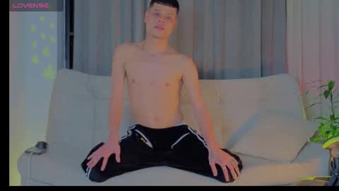 teeenagefeverr online show from October 22, 2025, 12:44 am