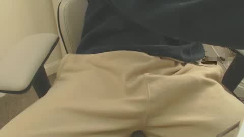 teeteeg online show from September 29, 2025, 9:14 am