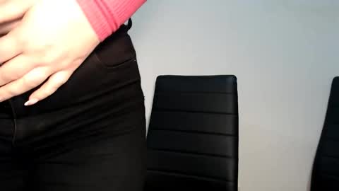 Snapshot of teeyara_ chatting on October 9, 2025, 7:50 am Teeyara online show from October 9, 2025, 7:50 am