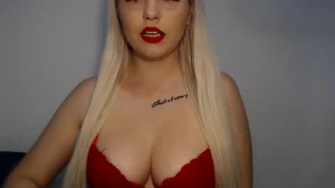 Snapshot of teeyara_ chatting on November 9, 2025, 2:37 pm Teeyara online show from November 9, 2025, 2:37 pm