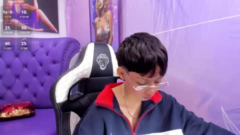 Stefani  online show from September 21, 2025, 12:07 pm