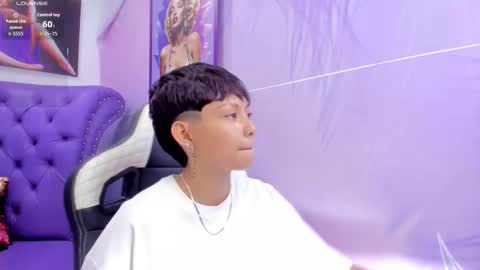 Stefani  online show from September 23, 2025, 12:30 pm