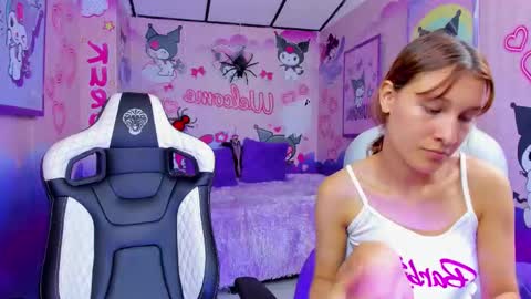 Stefani  online show from October 26, 2025, 8:04 pm