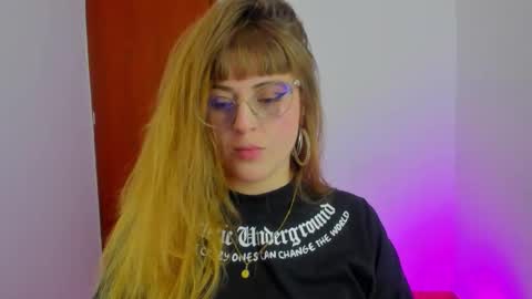 tekila__ online show from January 7, 2026, 9:39 pm