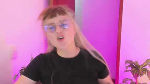 tekila__ online show from June 25, 2026, 1:05 am