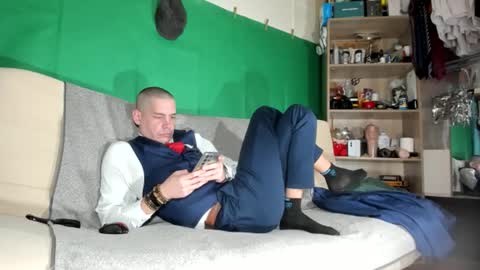 Virg Lszl online show from February 3, 2026, 6:40 am