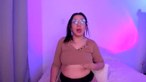 Maddie online show from November 10, 2025, 6:40 pm