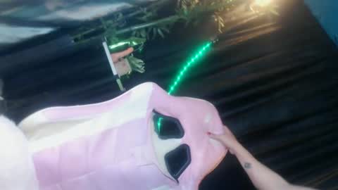 temptationcock69_iva online show from April 7, 2026, 11:26 pm