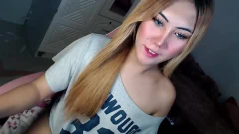 Snapshot of temptationoflust chatting on October 20, 2025, 4:13 am Im Dianna DONT FORGET TO FOLLOW ME online show from October 20, 2025, 4:13 am