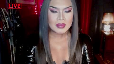 Snapshot of temptress_cocoxxx chatting on September 15, 2025, 4:29 pm Mistress Coco online show from September 15, 2025, 4:29 pm