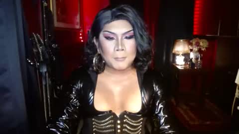 Snapshot of temptress_cocoxxx chatting on September 16, 2025, 10:16 am Mistress Coco online show from September 16, 2025, 10:16 am