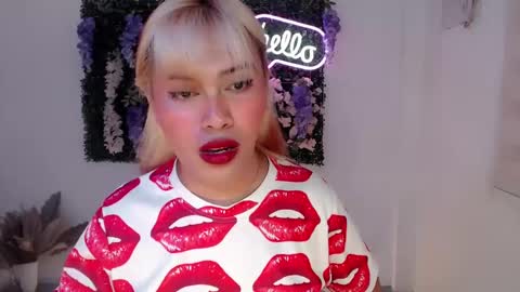 Snapshot of temptress_hot_dea chatting on March 10, 2025, 8:26 am Dea online show from March 10, 2025, 8:26 am