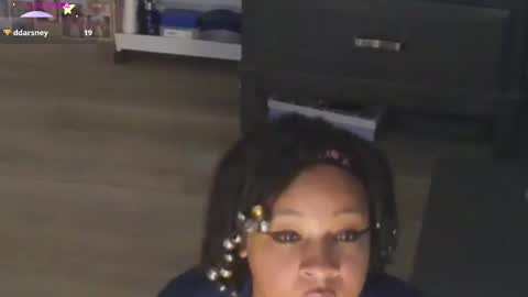 Gaia online show from October 11, 2025, 4:22 am