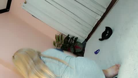 Snapshot of temptresses chatting on January 30, 2025, 1:44 am Hi 8tsME MADDISON online show from January 30, 2025, 1:44 am