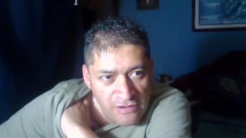 Snapshot of tender_eldelatienda chatting on November 5, 2025, 11:27 pm Fabio Canavaro online show from November 5, 2025, 11:27 pm